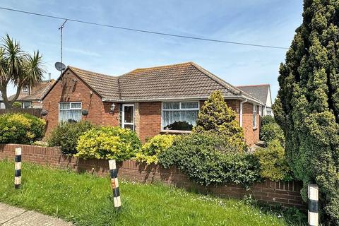 2 bedroom detached bungalow for sale, Vauxhall Avenue, Herne Bay, CT6 8AQ