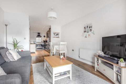 1 bedroom apartment for sale, Sharpley Court, Pocock Street SE1