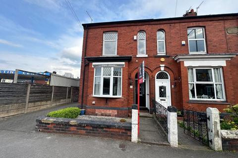 2 bedroom end of terrace house for sale, Southwood Road, Great Moor, Stockport, SK2