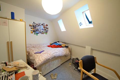 4 bedroom maisonette to rent, Stokes Croft, Bristol BS2