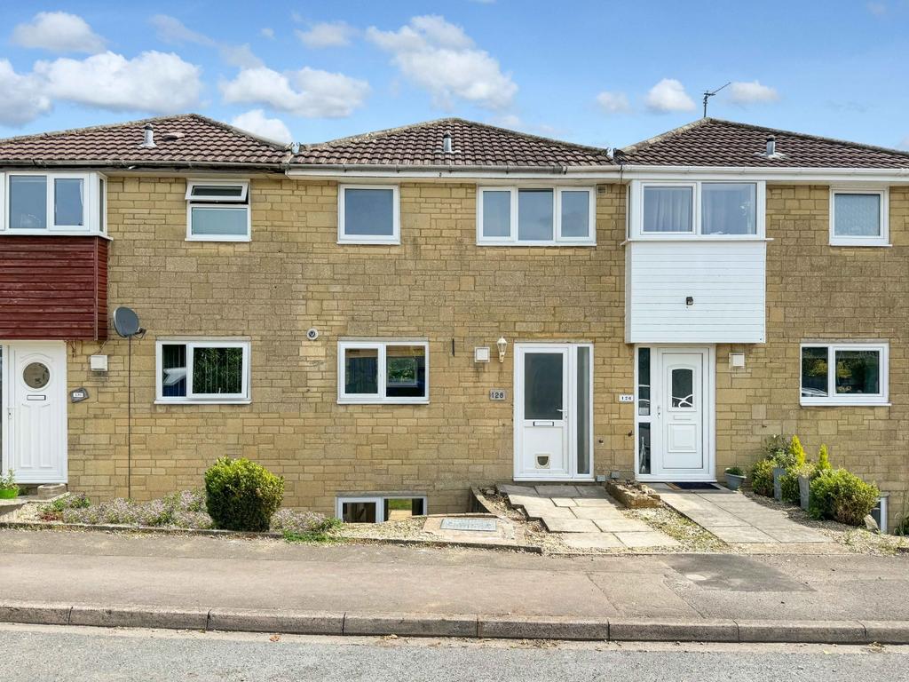 128 Stratton Heights, Cirencester 3 bed terraced house to rent £1,350