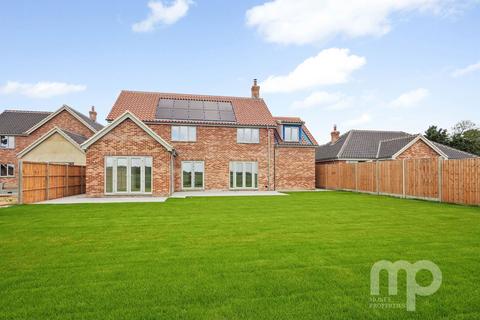 5 bedroom detached house for sale, Hale Road, Thetford IP25