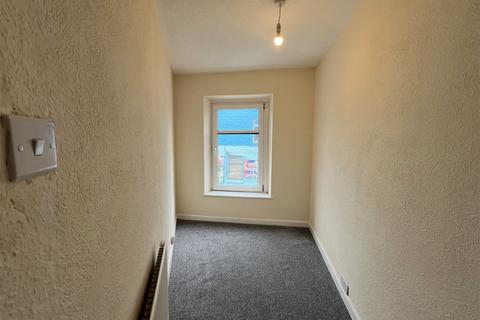 2 bedroom terraced house to rent, Parker Street, Barnsley, S70 6EG