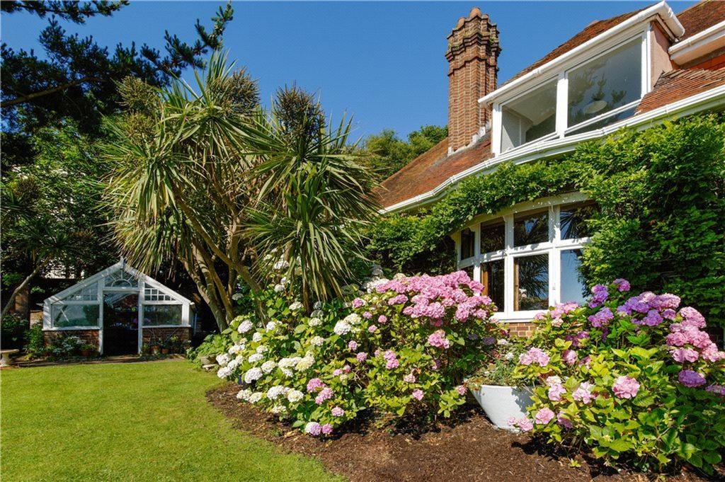 Cliff House, Torquay