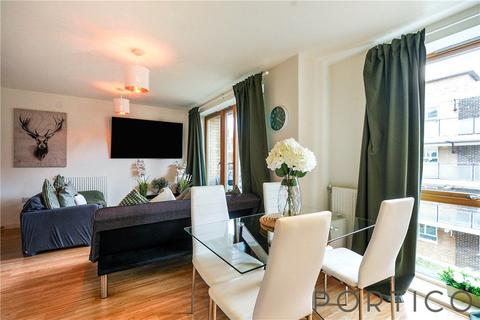 1 bedroom apartment for sale, Latchmere Street, London