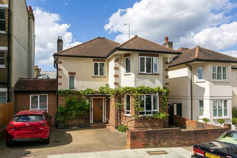 4 bedroom detached house for sale, Ellerker Gardens, Richmond TW10