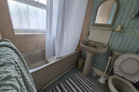23 Abbotsford Road, York, YO10 3EE