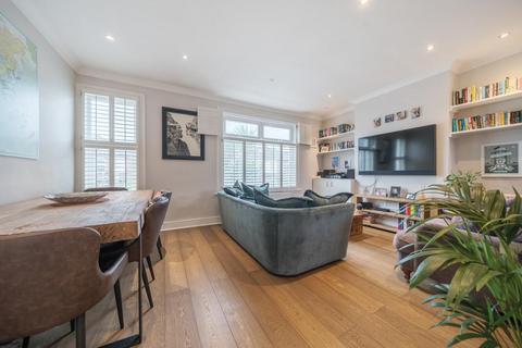 3 bedroom flat for sale, Burntwood Lane, Earlsfield