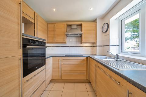 2 bedroom apartment for sale, Ackender Road, Alton, Hampshire, GU34