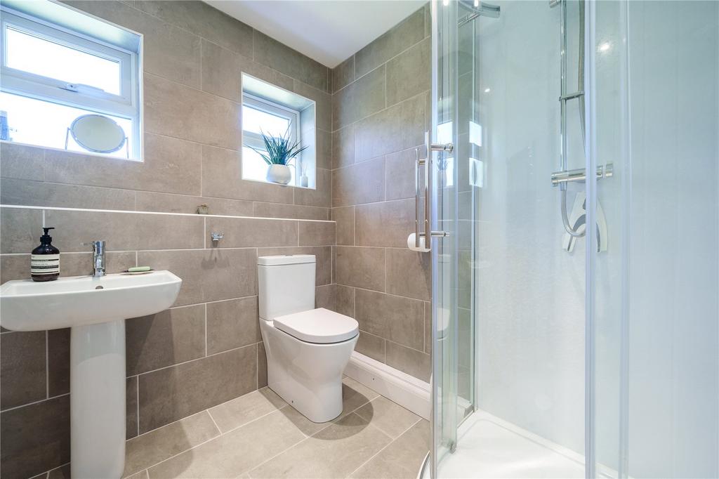 Family Shower Room