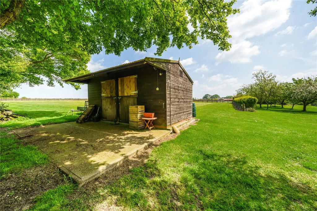 Stable Block & Field