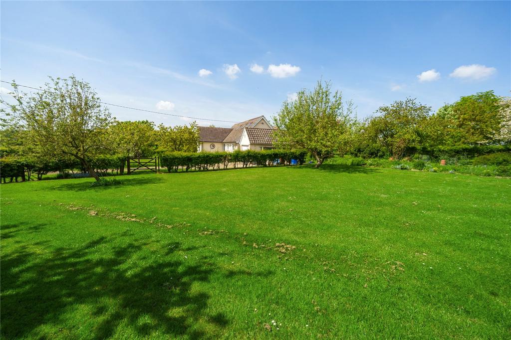 Side Garden/Field Ac