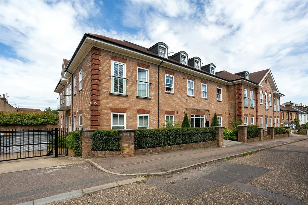 Bournehall Road, Bushey... 2 bed apartment for sale £550,000