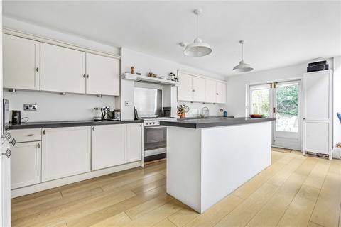 4 bedroom terraced house to rent, Oakhill Road, Putney, London, SW15