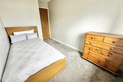 15 Chatteris Place, Thornton-cleveleys, FY5 1DT