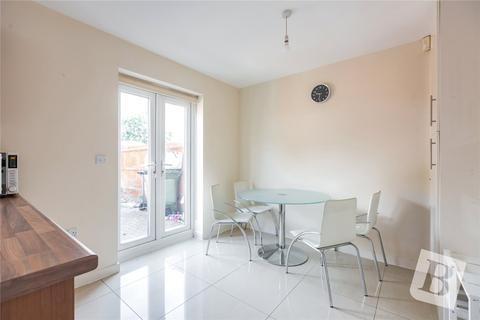 4 bedroom end of terrace house for sale, College Lane, Dunton Fields, SS15