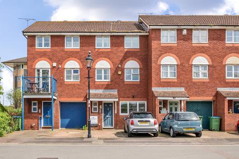 3 bedroom terraced house for sale, Captains Place, Terminus Terrace, Southampton, Hampshire, SO14