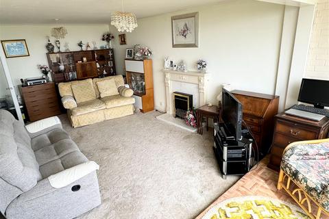 2 bedroom apartment for sale, Cliff Road, Paignton TQ4