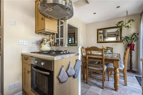 15 Lochmere Close, Erith, DA8 1EA