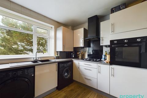 2 bedroom flat for sale, Orchard Court, Thornliebank, East Renfrewshire, G46