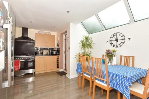 3 bedroom terraced house for sale, Beeston Courts, Basildon, Essex