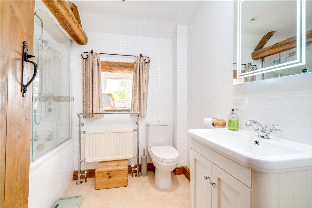 Cottage Bathroom