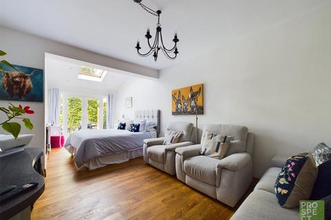 3 bedroom semi-detached house for sale, Waverley Road, Reading, Berkshire, RG30