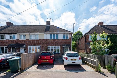 3 bedroom end of terrace house for sale, Buckingham Crescent, Bicester OX26