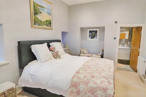 1 Laurel Mount, Bolton, Appleby-in-westmorland, CA16 6FT