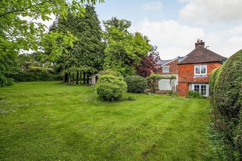 3 bedroom detached house to rent, St. Cross Road, Winchester, Hampshire, SO23