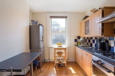 29a Balfour Road, London, W13 9TN