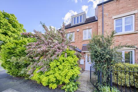 4 bedroom semi-detached house for sale, Wordsworth Avenue, Stratford-upon-Avon, CV37