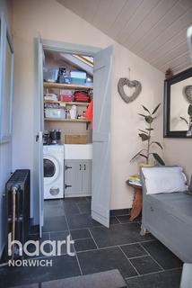 2 bedroom cottage for sale, The Street, NORWICH