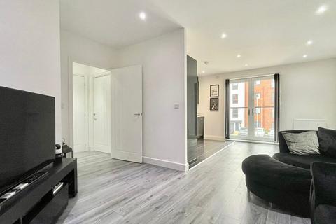 Flat 3, 1 Elvian Close, Reading, RG30 3FN
