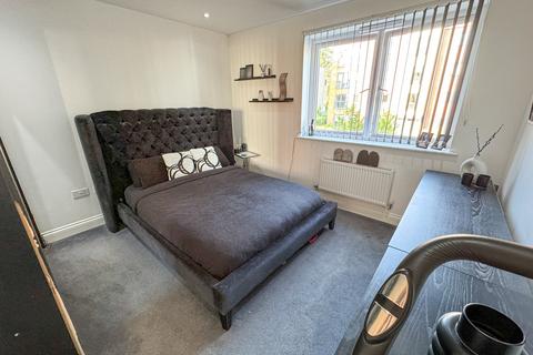 Flat 3, 1 Elvian Close, Reading, RG30 3FN