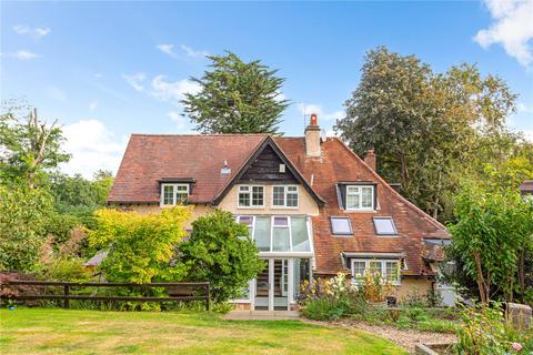 4 bedroom detached house for sale, Broomfield Hill, Great Missenden, Buckinghamshire, HP16