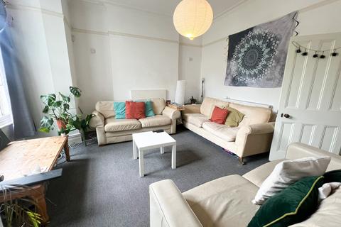 6 bedroom end of terrace house to rent, Redland, Bristol BS6