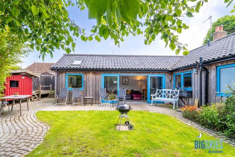 3 bedroom detached bungalow for sale, All Saints Close, Weybourne, Holt, NR25