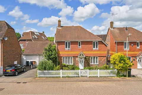 4 bedroom detached house for sale, Badgers Oak, Ashford, Kent, TN23