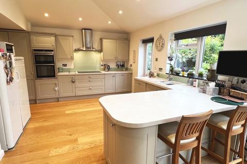 4 bedroom semi-detached house for sale, Wendover Road, Staines-upon-Thames, Surrey, TW18