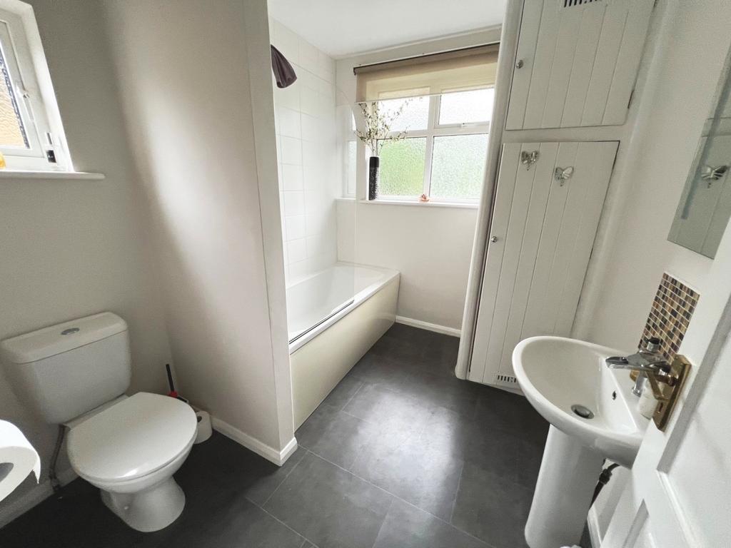 207 Wendover Road Bath