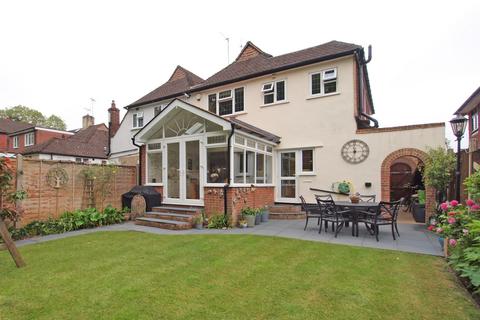 4 bedroom semi-detached house for sale, Beaufort Way,  Ewell, KT17