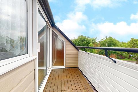 1 bedroom apartment for sale, Abingdon Court, Basildon, Essex, SS13