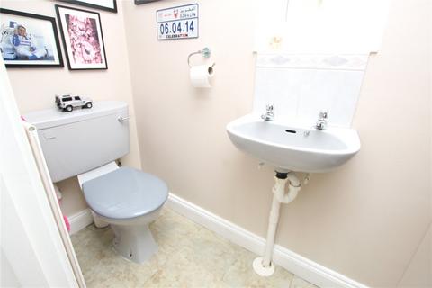 41 Beech Drive, Brackley, NN13 6JG