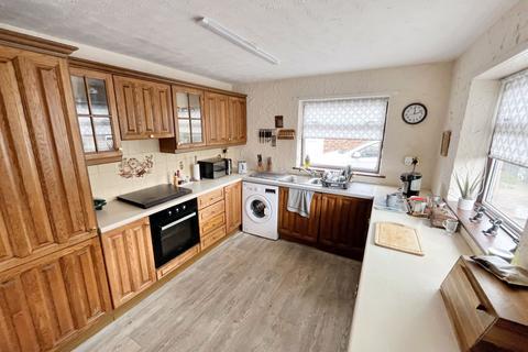 3 bedroom bungalow for sale, Hamilton Grove, Teesville, Middlesbrough, North Yorkshire, TS6 0AH