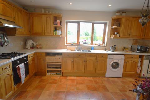 3 bedroom detached bungalow for sale, Eardisley, Hereford HR3