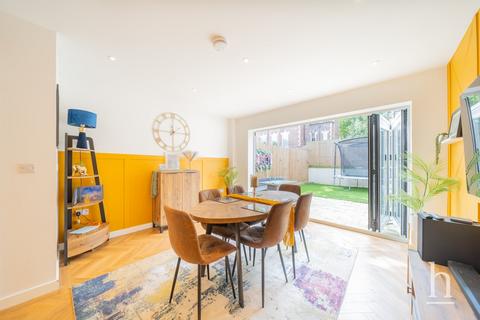 4 bedroom end of terrace house for sale, Irvine Way, Prenton CH43
