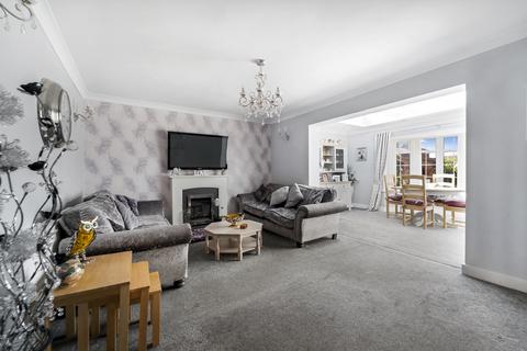 16 Cardigan Crescent, Weston-super-mare, BS22 8NT