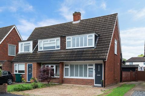 2 bedroom semi-detached house for sale, The Glade, Staines-upon-Thames, TW18