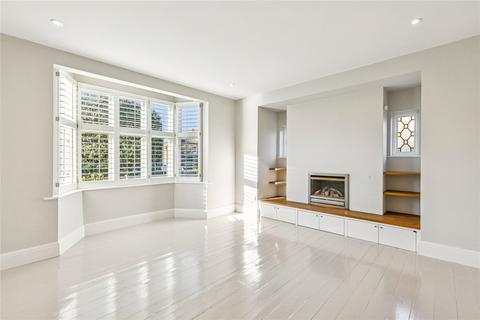 3 bedroom house to rent, Rusham Road, SW12